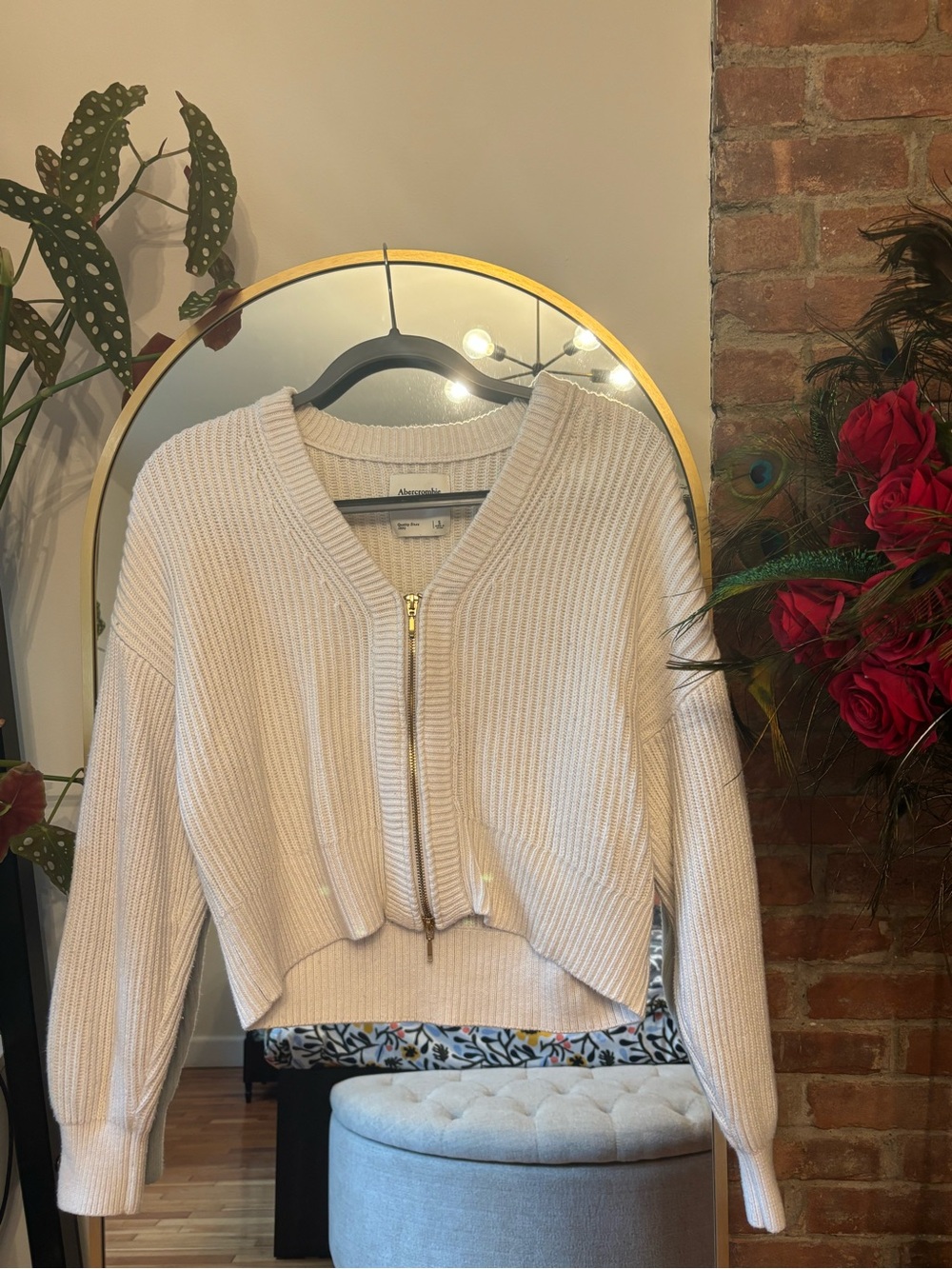 Abercrombie & Fitch Cream Ribbed Zip-Up V-Neck Sweater